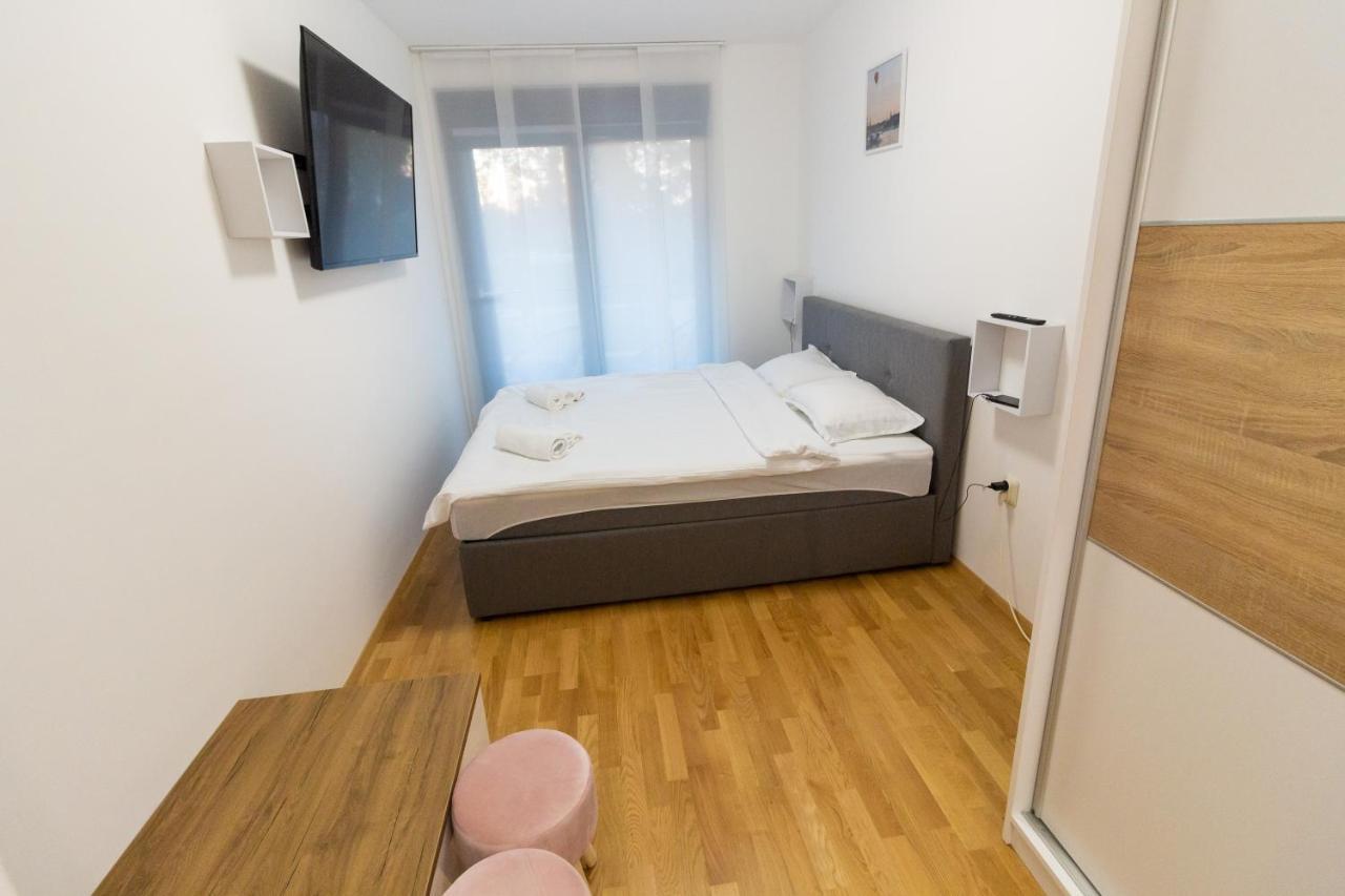 Gajeva Rooms - Stockholm Apartment Self Check-In Вировитица Екстериор снимка