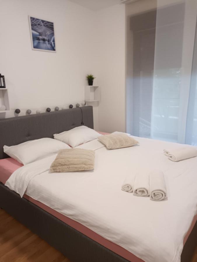 Gajeva Rooms - Stockholm Apartment Self Check-In Вировитица Екстериор снимка